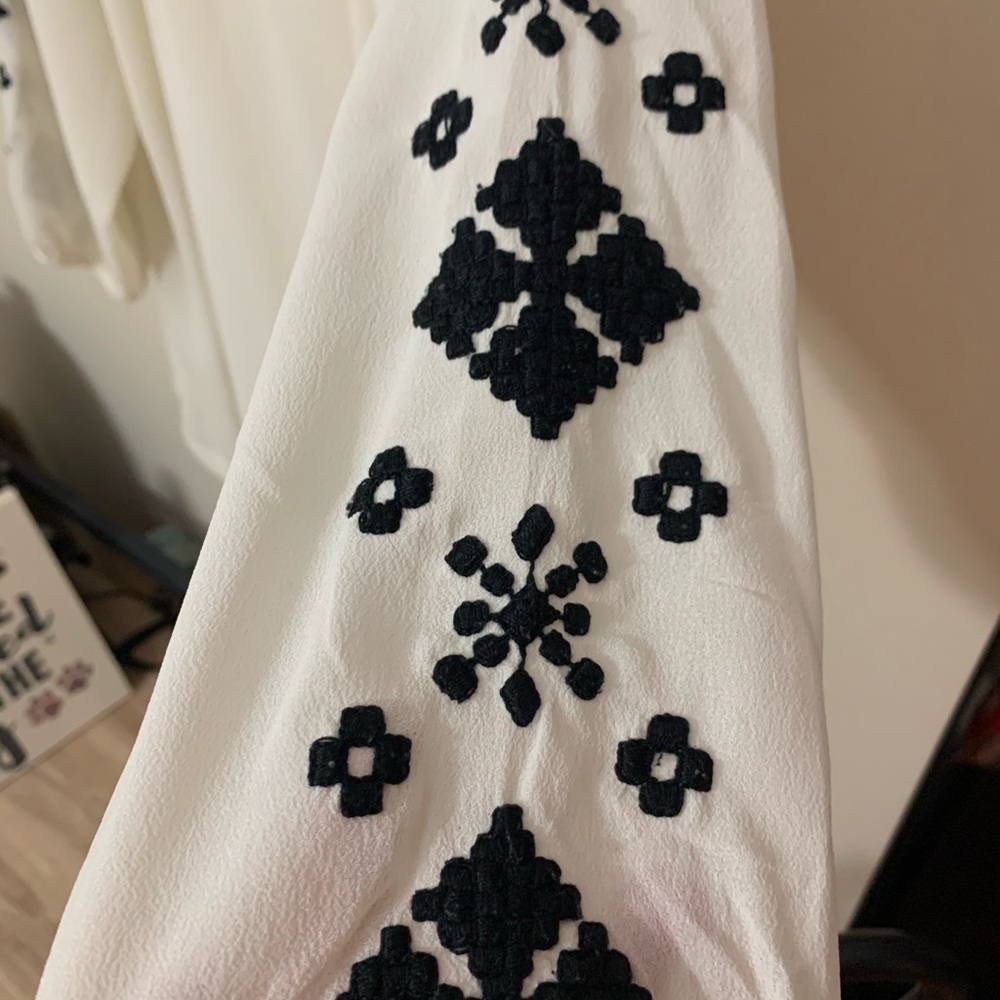 Blouse - Picture 3 of 5